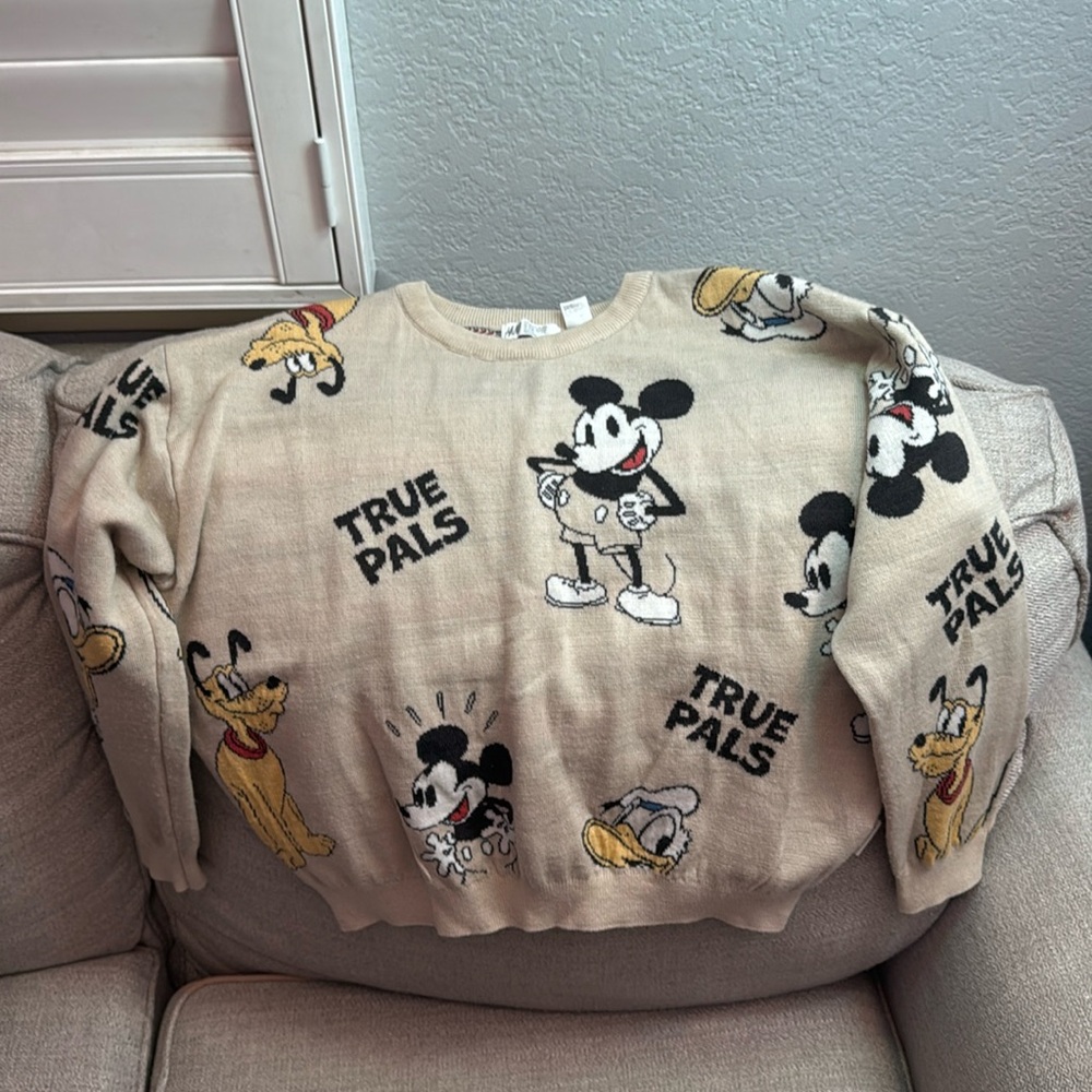 Mickey and Pluto and Donald Duck sweatshirt